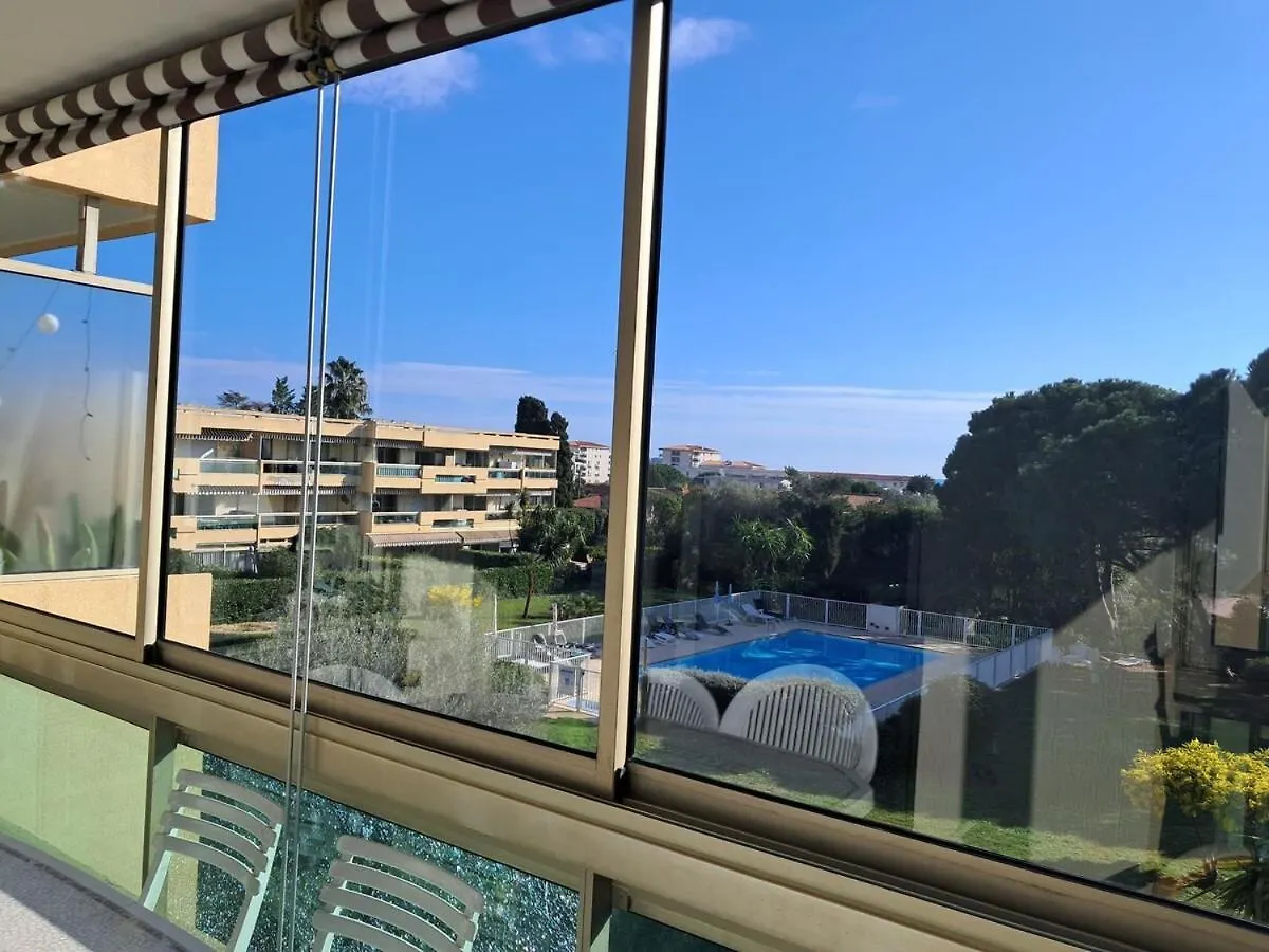 Le Beachcomber Antibes Apartment