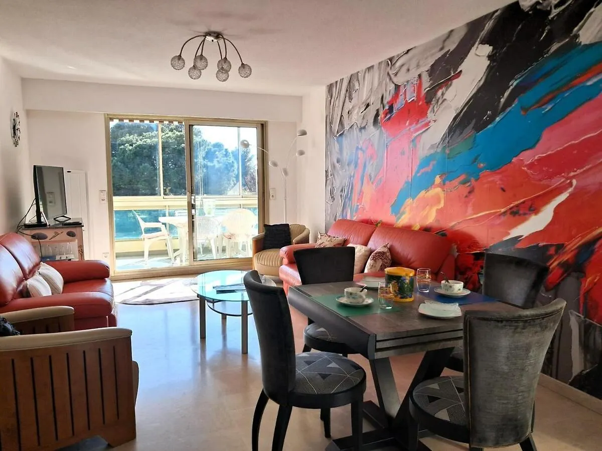 Le Beachcomber Antibes Apartment